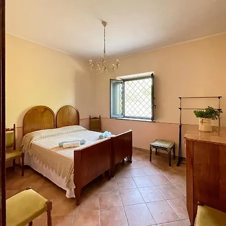 In 8 Ettari Di Campagna, A 20' Dal Mare Casa Piccirillo