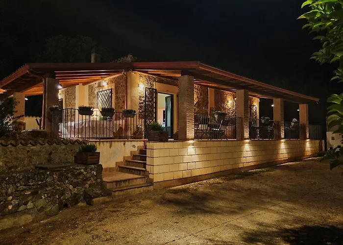 In 8 Ettari Di Campagna, A 20' Dal Mare בית נופש